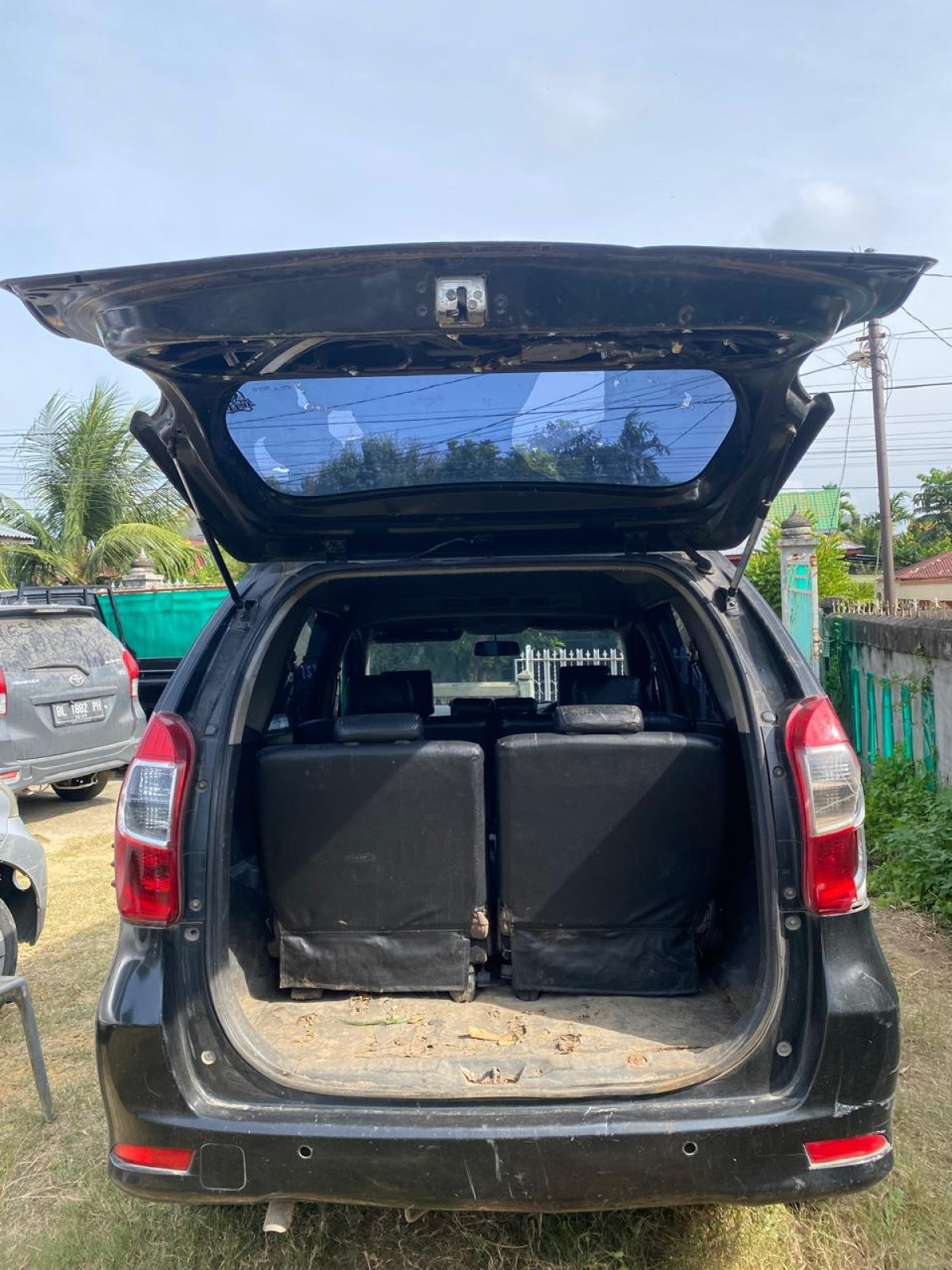 TOYOTA  AVANZA  1.3 E