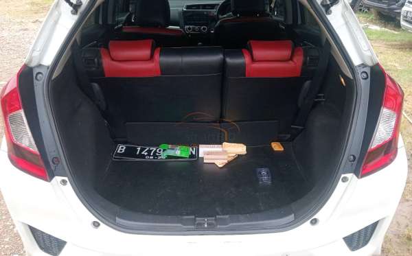 HONDA JAZZ GK5 1.5 RS