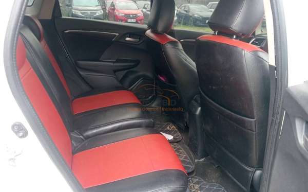 HONDA JAZZ GK5 1.5 RS