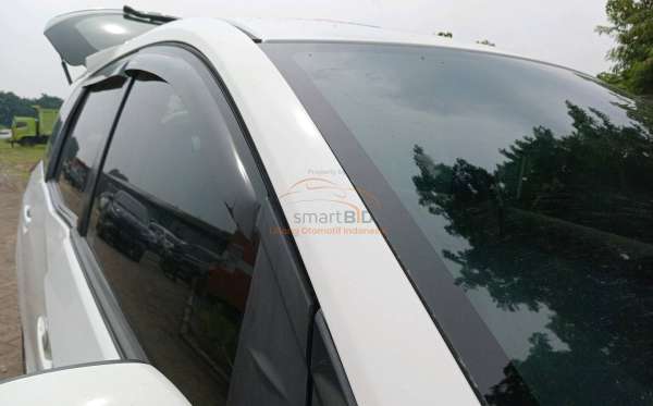 HONDA MOBILIO DD4 1.5E