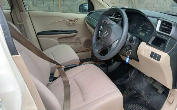 HONDA MOBILIO DD4 1.5E