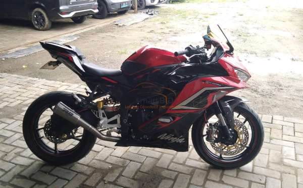 KAWASAKI NINJA ZX 250