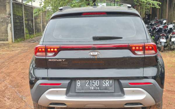 KIA SONET 1.5 AT