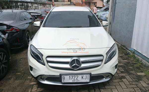 MERCEDES BENZ  GLA 200  X156