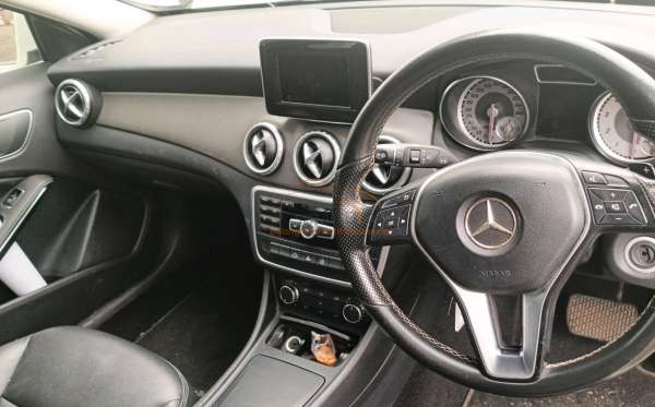 MERCEDES BENZ  GLA 200  X156
