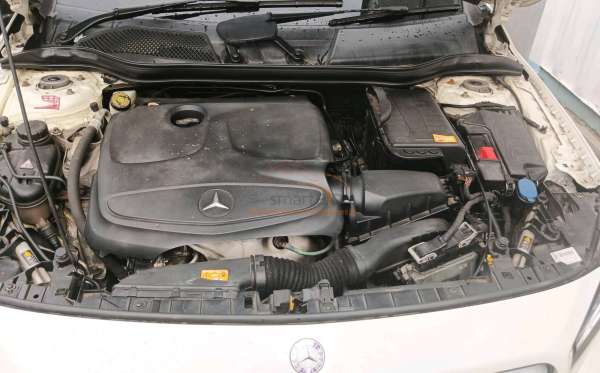 MERCEDES BENZ  GLA 200  X156