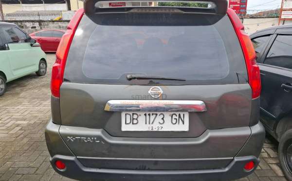 NISSAN  X TRAIL  2.0 2WD