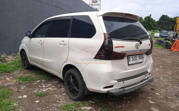 TOYOTA AVANZA G