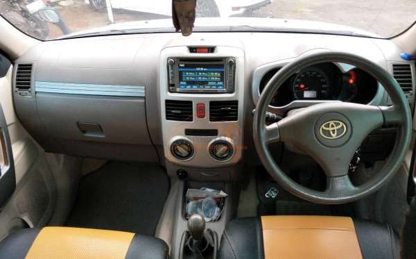 TOYOTA RUSH