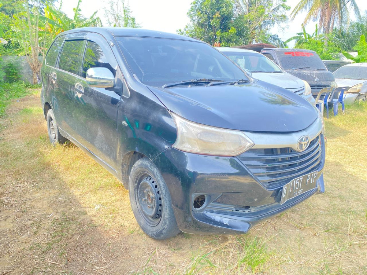 TOYOTA  AVANZA  1.3 E