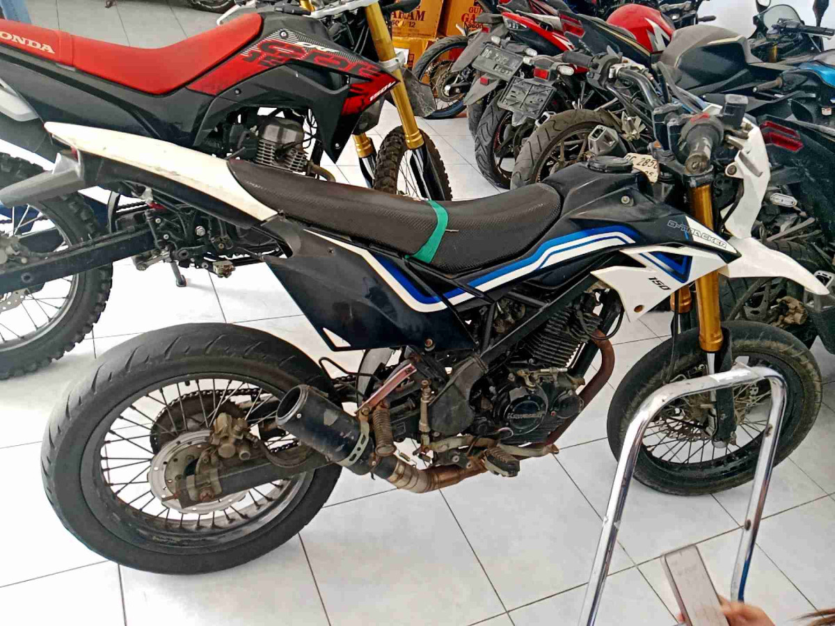 KAWASAKI  LX 150