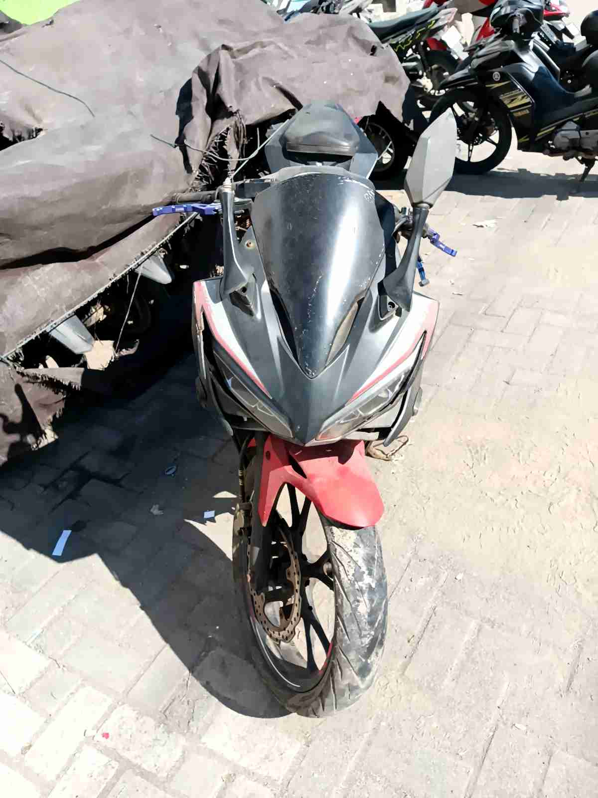 HONDA CBR 150