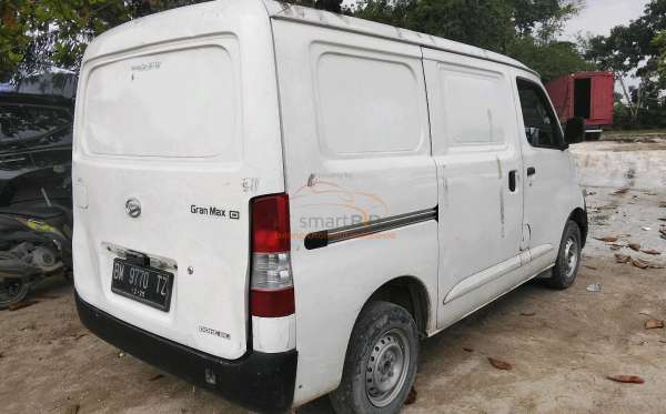 DAIHATSU GRAN MAX BLIND VAN