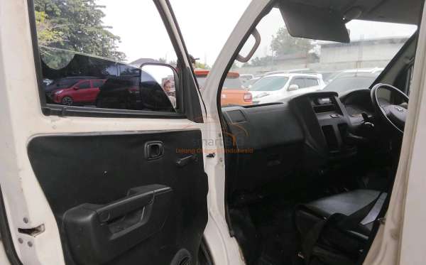 DAIHATSU GRAN MAX BLIND VAN