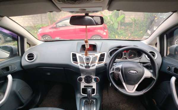 FORD FIESTA1.6L AT S