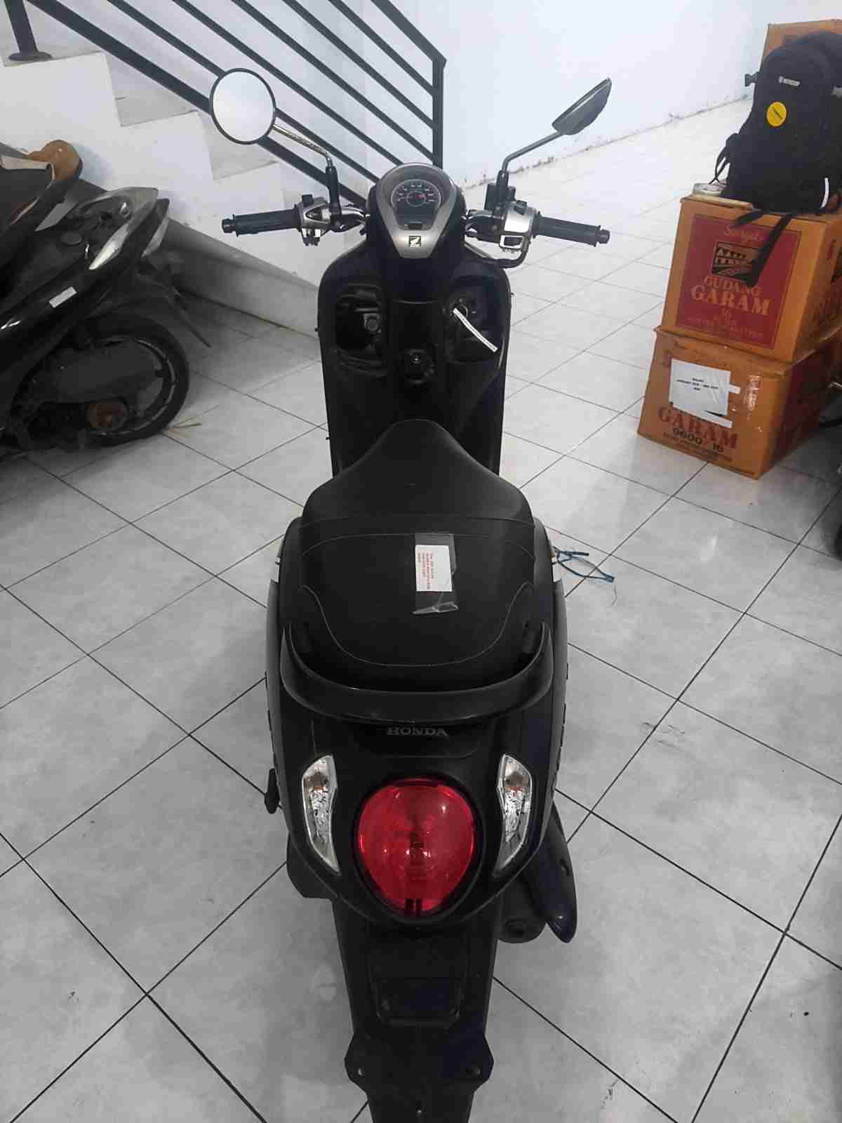 HONDA SCOOPY SPORTY