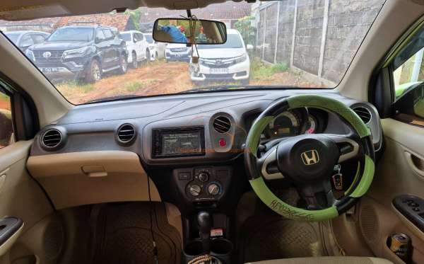 HONDA BRIO DD2 1.3 E