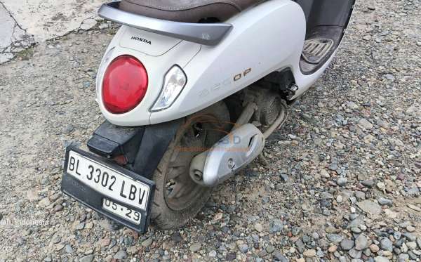 HONDA SCOOPY PRESTIGE