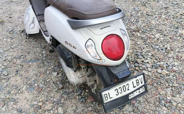 HONDA SCOOPY PRESTIGE