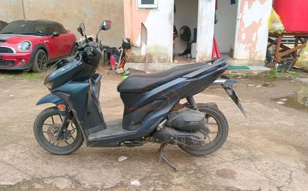 HONDA VARIO 150