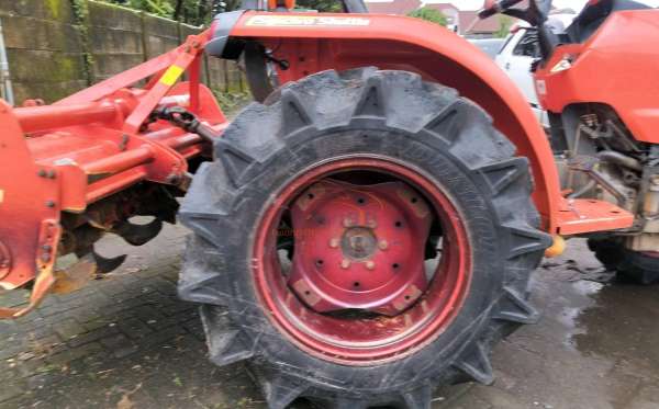 KUBOTA L4018 + KRX164