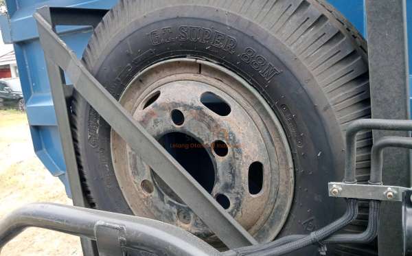 MITSUBISHI CANTER FE 74