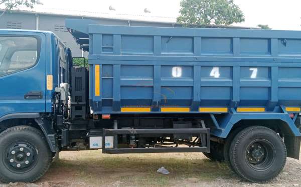 MITSUBISHI CANTER FE 74