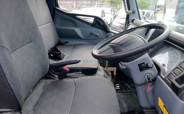 MITSUBISHI CANTER FE 74