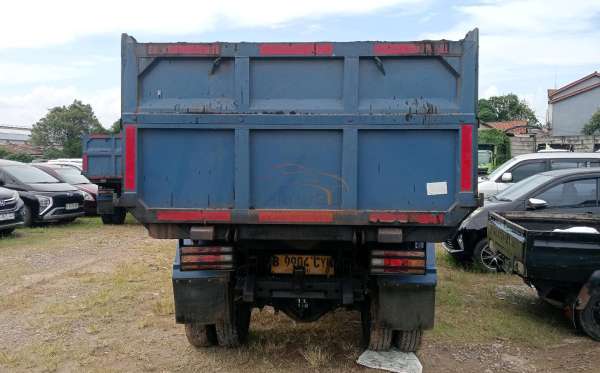 MITSUBISHI CANTER FE 74