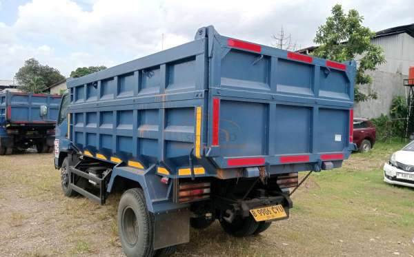 MITSUBISHI CANTER FE 74