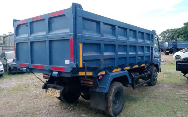 MITSUBISHI CANTER FE 74