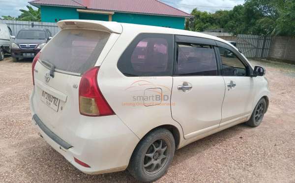TOYOTA AVANZA 1.3 G