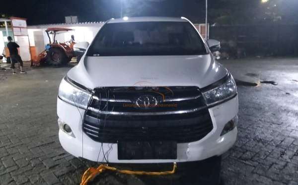 TOYOTA INNOVA G