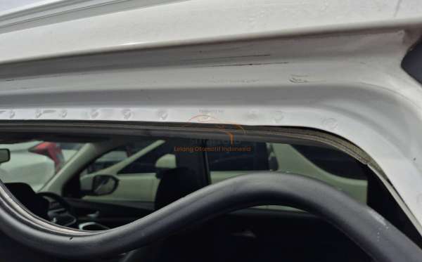 WULING ALMAZ 1.5 LT LUX CVT