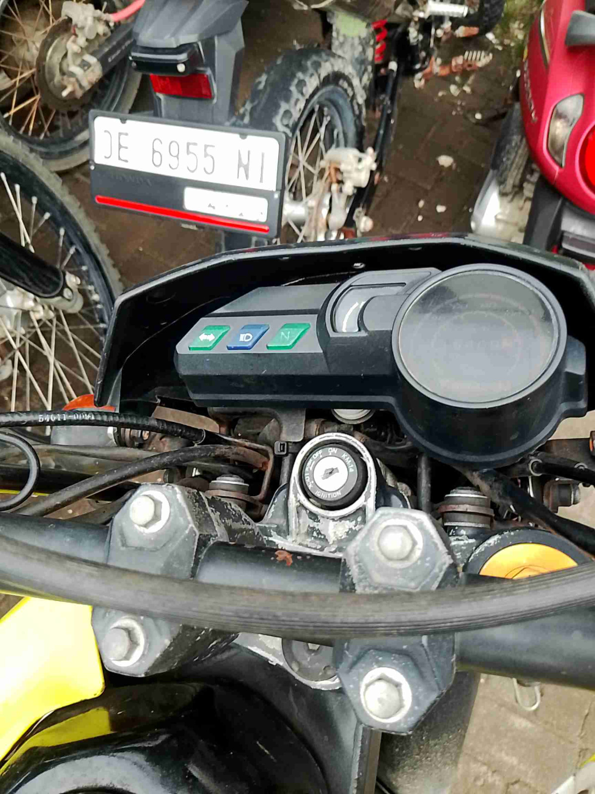 KAWASAKI KLX 150