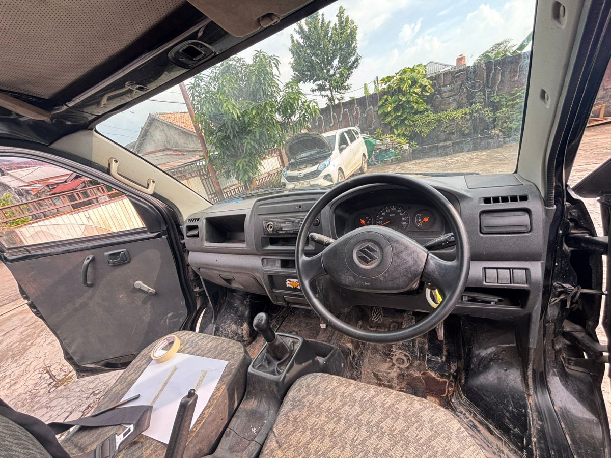 SUZUKI MEGA CARRY  PU