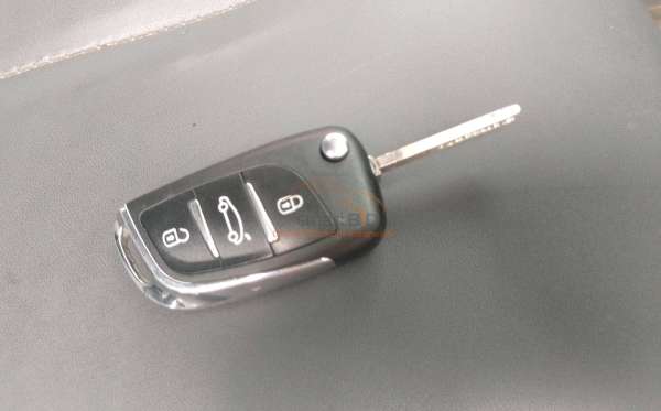 CHEVROLET LTZ CREW CAB 2.5 L