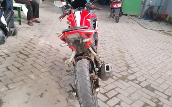 HONDA CBR 150