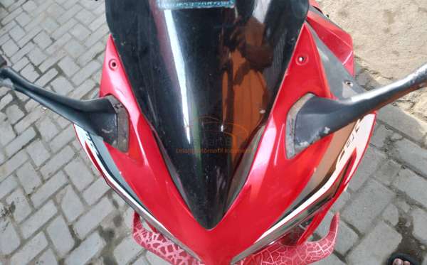HONDA CBR 150
