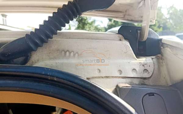 HONDA CR-V RE1 2WD 2.0 A/T