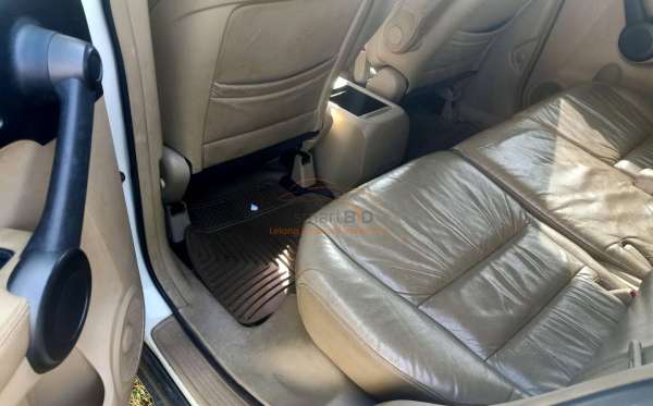 HONDA CR-V RE1 2WD 2.0 A/T