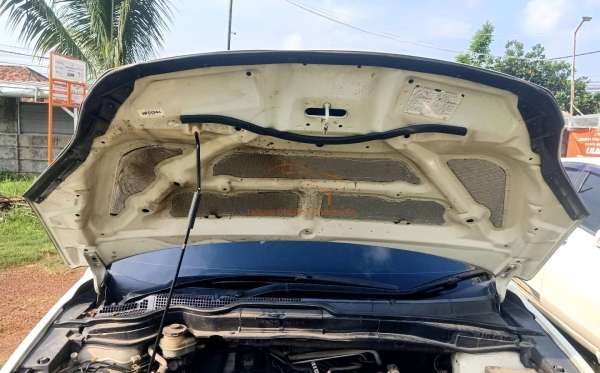 HONDA CR-V RE1 2WD 2.0 A/T