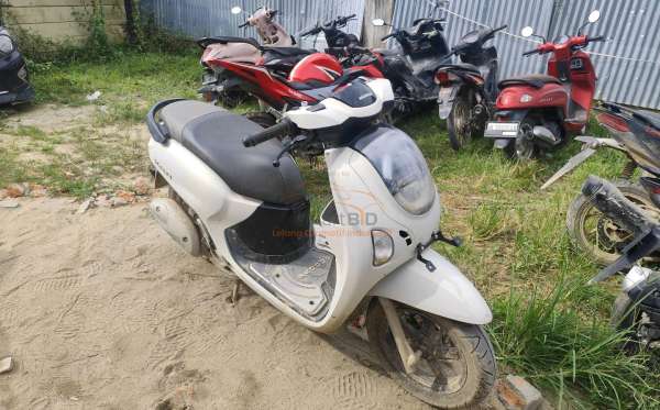 HONDA SCOOPY PRESTIGE