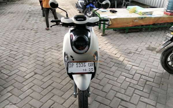 HONDA SCOOPY PRESTIGE