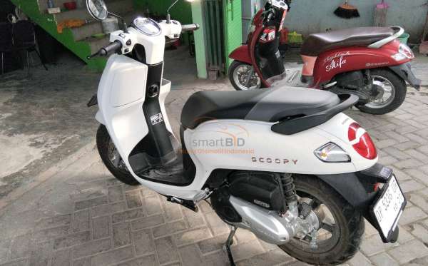 HONDA SCOOPY PRESTIGE