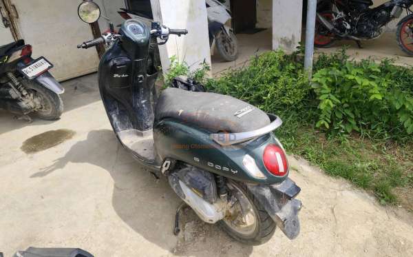 HONDA SCOOPY PRESTIGE