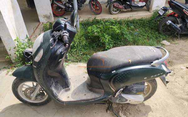 HONDA SCOOPY PRESTIGE