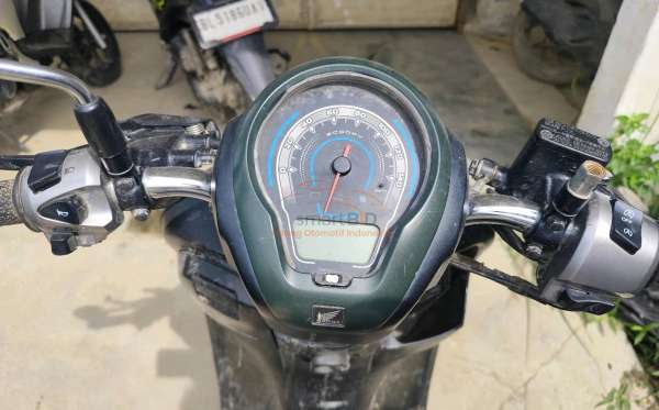 HONDA SCOOPY PRESTIGE