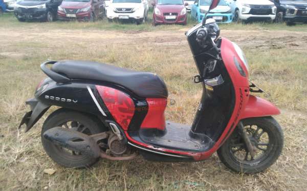 HONDA  SCOOPY FI