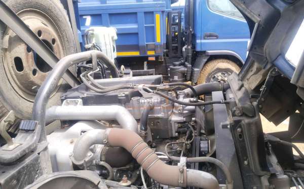 MITSUBISHI CANTER FE 74
